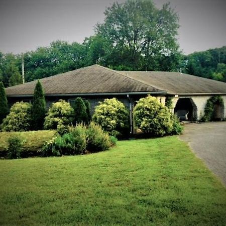 Winnie'S Bed & Breakfast Lawrenceburg Ngoại thất bức ảnh