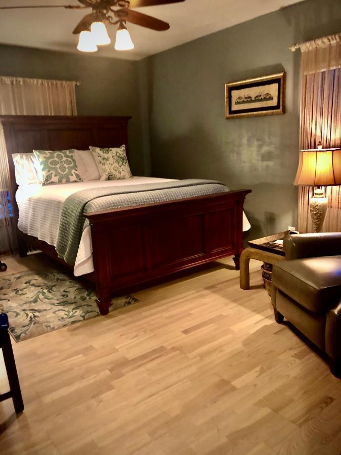 Winnie'S Bed & Breakfast Lawrenceburg Ngoại thất bức ảnh